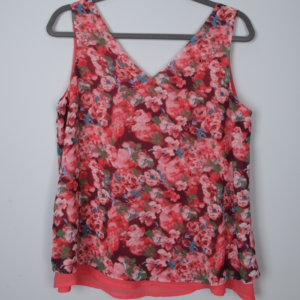 Romeo & Juliet Couture Womens Floral Tank Top Size M Sleeveless Bloomcore Dainty